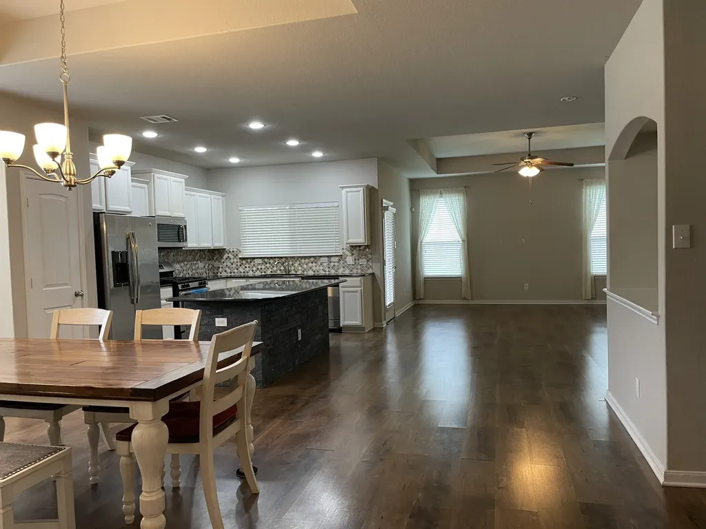 2942 Oak Branch Ridge New Braunfels TX 78130