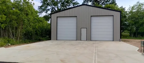 10719 Pine Street Willis TX 77318