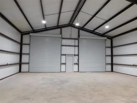 10719 Pine Street Willis TX 77318