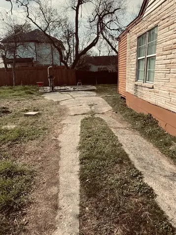 7108 Eastwood Street Houston TX 77021