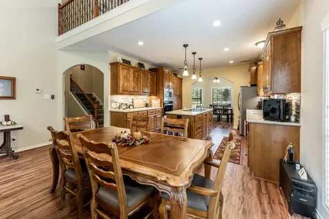 14 Wildwood Lake Drive Huntsville TX 77340