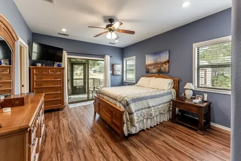 14 Wildwood Lake Drive Huntsville TX 77340