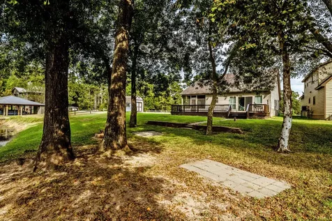 14 Wildwood Lake Drive Huntsville TX 77340