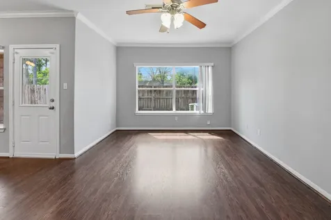 5227 Brinkman Court Houston TX 77091