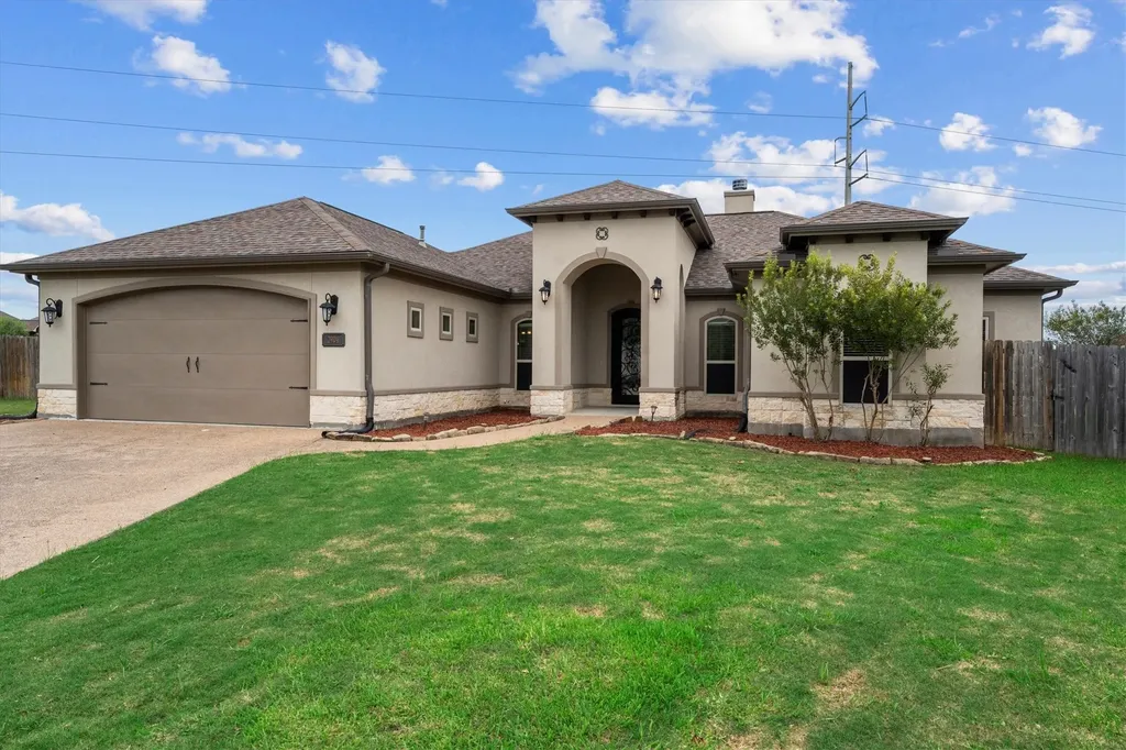 2904 Castellon Court Bryan TX 77808