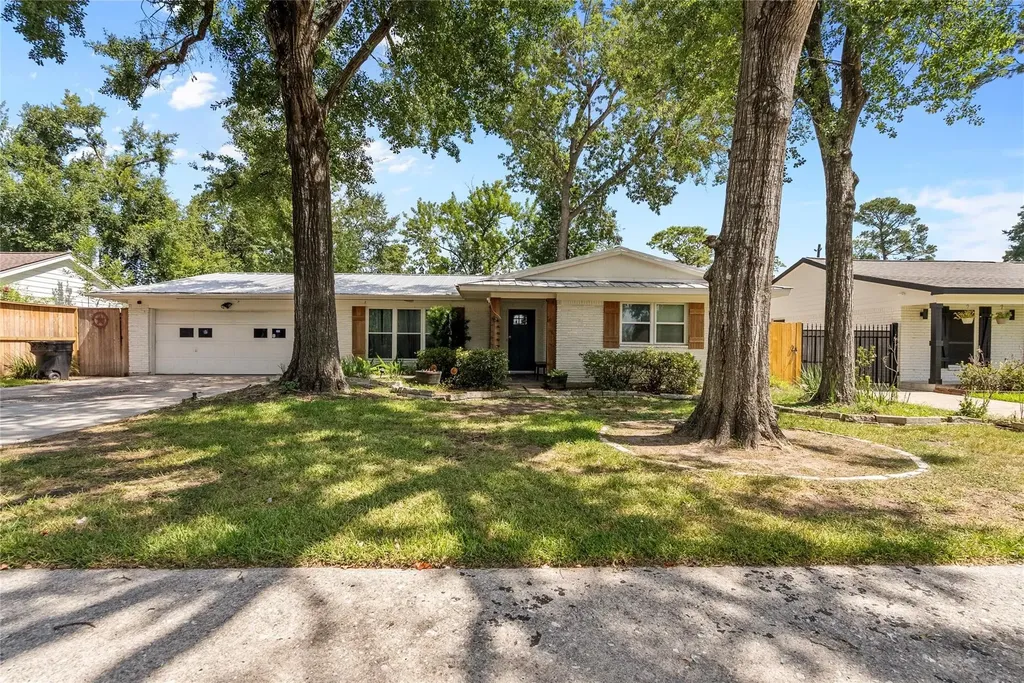 10058 Cedardale Drive Houston TX 77055