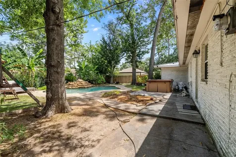 10058 Cedardale Drive Houston TX 77055