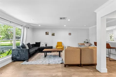 10058 Cedardale Drive Houston TX 77055