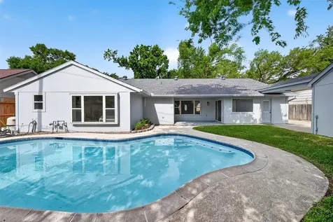 2914 Riata Lane Houston TX 77043