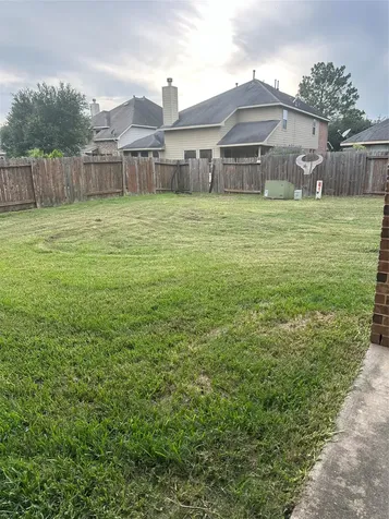 13915 Sawmill Run Lane Houston TX 77044
