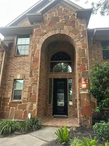 13915 Sawmill Run Lane Houston TX 77044