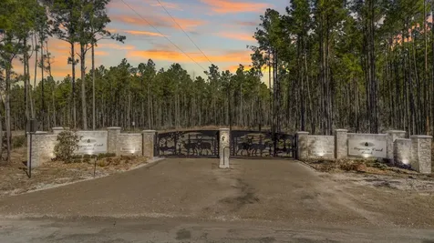 026 King Ranch Rd South Road S Onalaska TX 77360