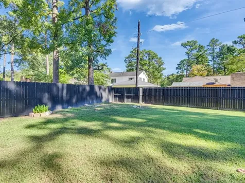 15102 Rolling Oaks Drive Houston TX 77070