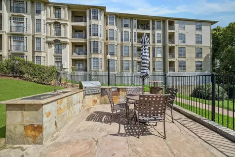 5353 Memorial Drive 4053 Houston TX 77007