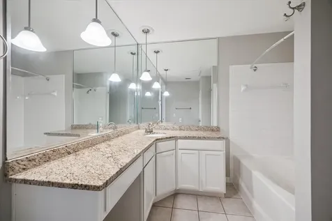 5353 Memorial Drive 4053 Houston TX 77007
