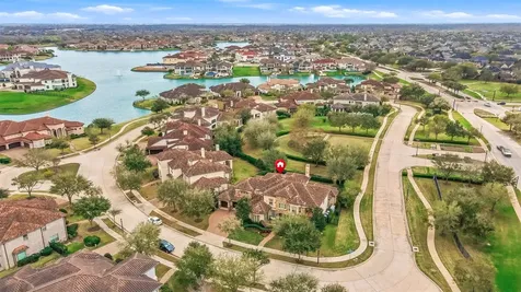5006 Water View Bend Sugar Land TX 77479