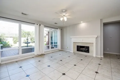 2810 Grassy Knoll Court Sugar Land TX 77478