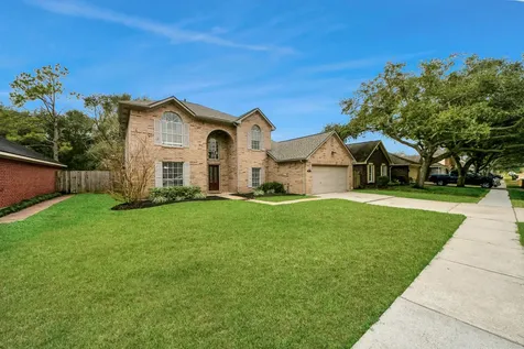 1024 Glenview Drive Pearland TX 77581