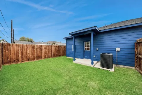 5211 Amy Street B Houston TX 77028