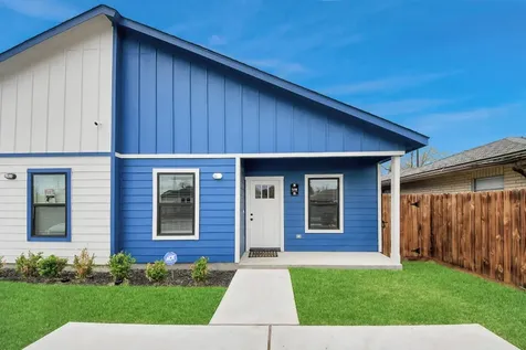 5211 Amy Street B Houston TX 77028