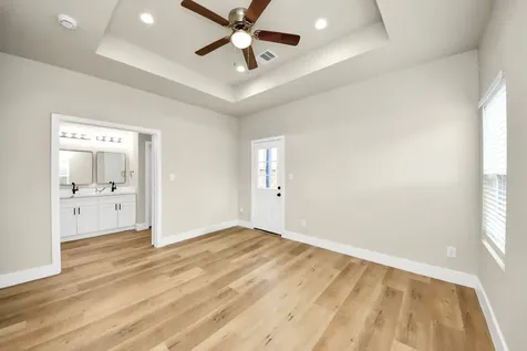 5211 Amy Street B Houston TX 77028