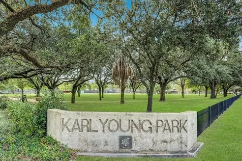 3642 Aberdeen Way Houston TX 77025