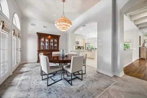 3642 Aberdeen Way Houston TX 77025