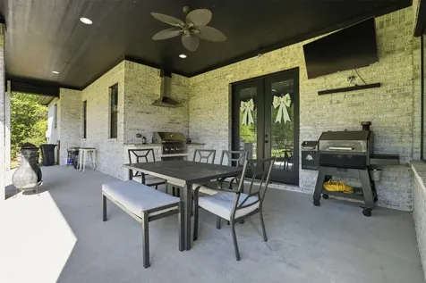 540 Road 662 Dayton TX 77535
