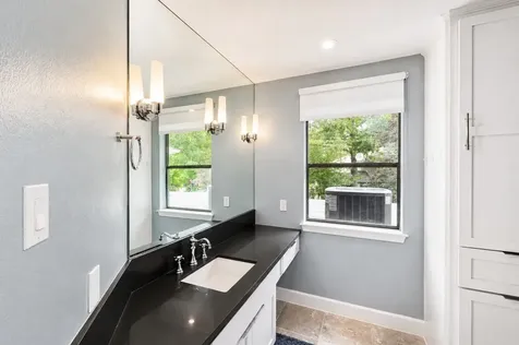 201 Vanderpool Lane 130 Houston TX 77024