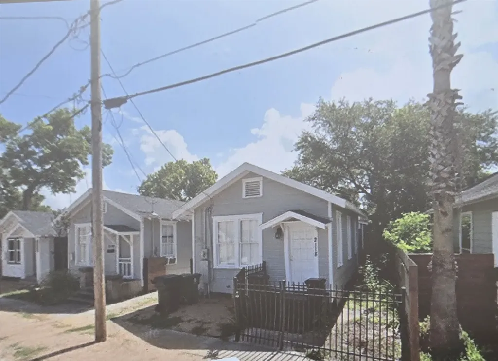 2118 Carter Street Houston TX 77008