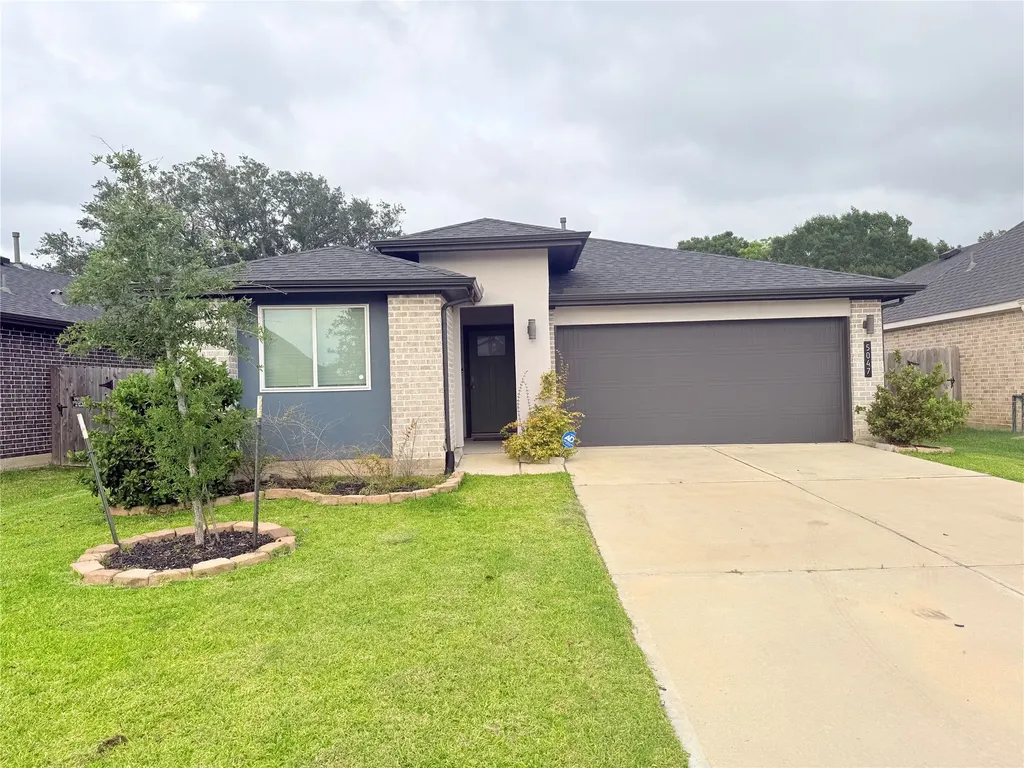 5047 Natchez Trace Arcola TX 77545