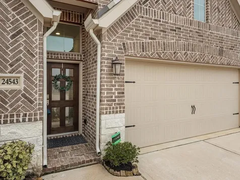 24543 Songlark Bend Drive Tomball TX 77375