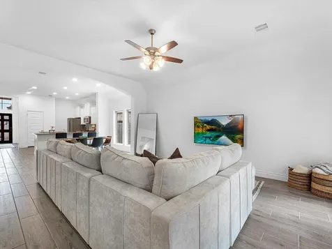 24543 Songlark Bend Drive Tomball TX 77375