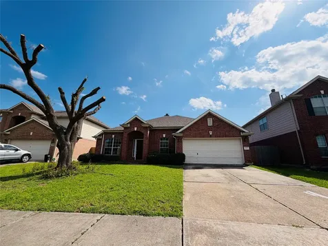 3815 Beacons View Lane Friendswood TX 77546