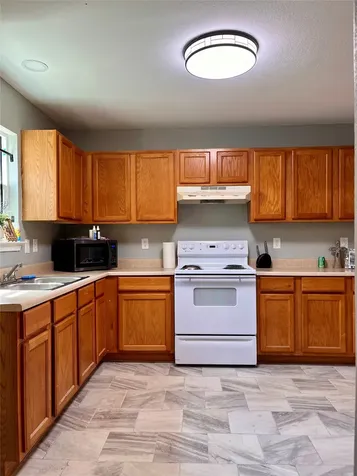 821 W 15th Street Port Arthur TX 77640