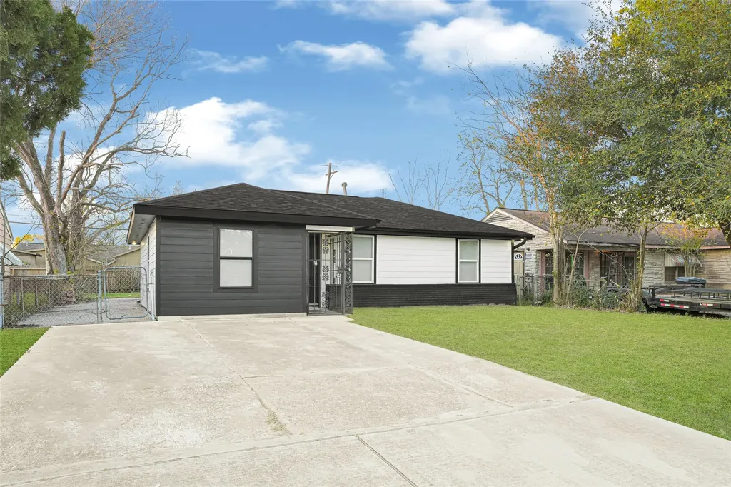 3013 Bloomfield Street Houston TX 77051