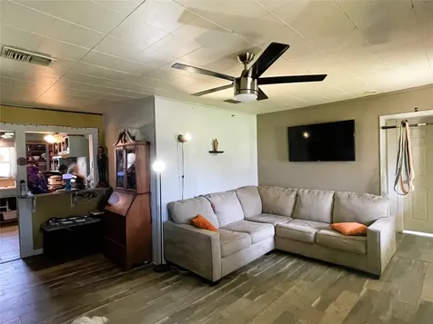 315 11th Avenue Teague TX 75860