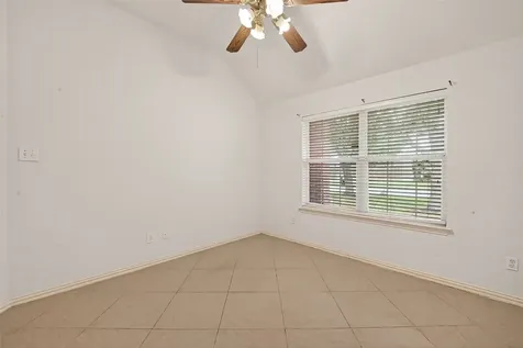 2604 Hidden Creek Drive Pearland TX 77581