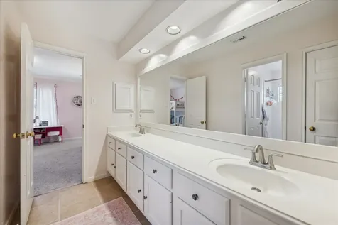 3207 Cinco Lakes Drive Katy TX 77450