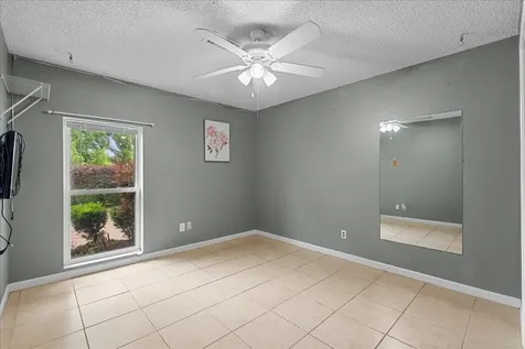 883 Silverpines Road Houston TX 77062