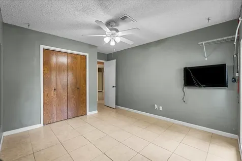 883 Silverpines Road Houston TX 77062