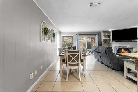 883 Silverpines Road Houston TX 77062