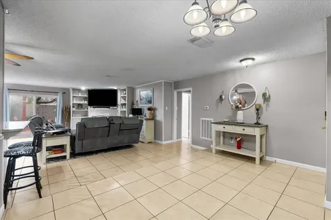883 Silverpines Road Houston TX 77062