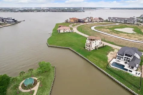 2534 Beacon Circle League City TX 77573