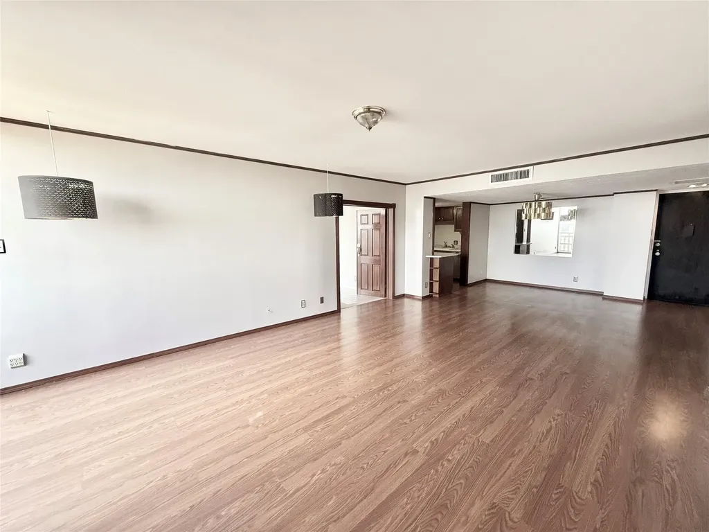 2016 Main Street 1904 Houston TX 77002
