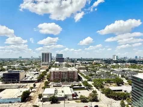 2016 Main Street 1904 Houston TX 77002
