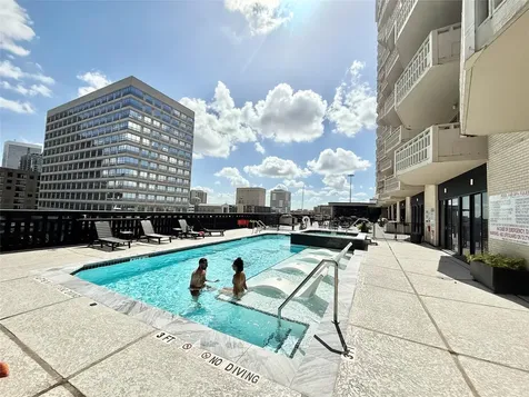 2016 Main Street 1904 Houston TX 77002