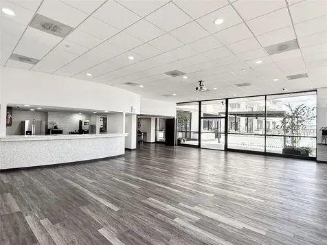 2016 Main Street 1904 Houston TX 77002