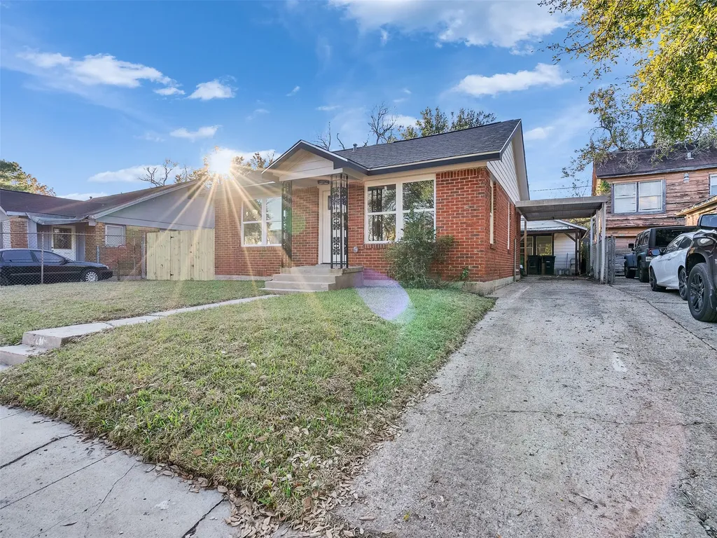 2416 Cumberland Street Houston TX 77023