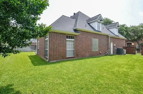 45 Ambleside Crescent Drive Sugar Land TX 77479